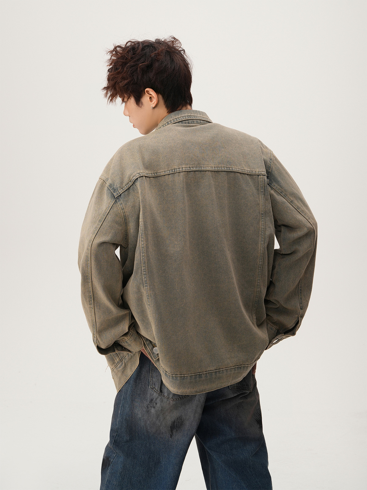 Giacca di jeans strappata in s - Street Fashion Vintage recensione e prezzo
