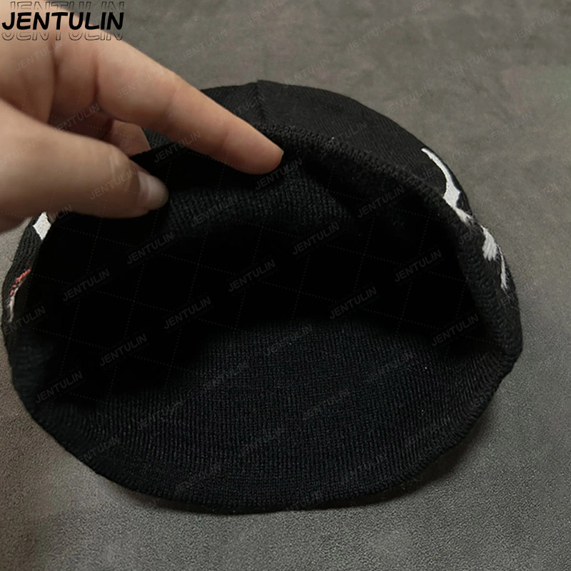 Berretti Y2K alla Moda, Versat - Street Fashion Goth recensione e prezzo
