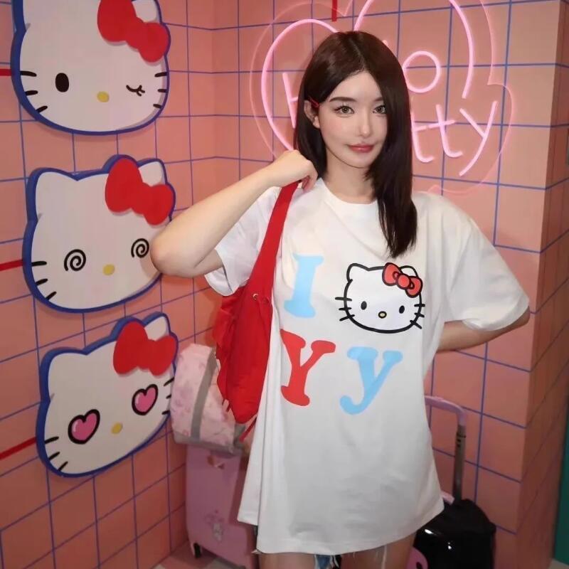 T-Shirt Unisex Sanrio a Manich - Street Fashion Tshirt recensione e prezzo